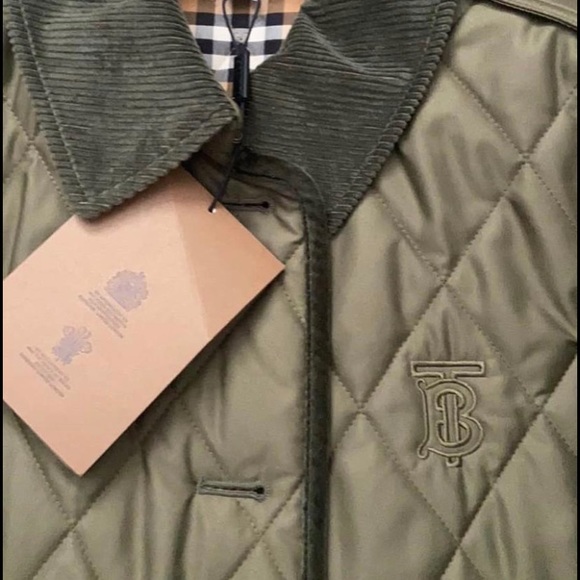 Brand new Burberry Jacket - Picture 4 of 8